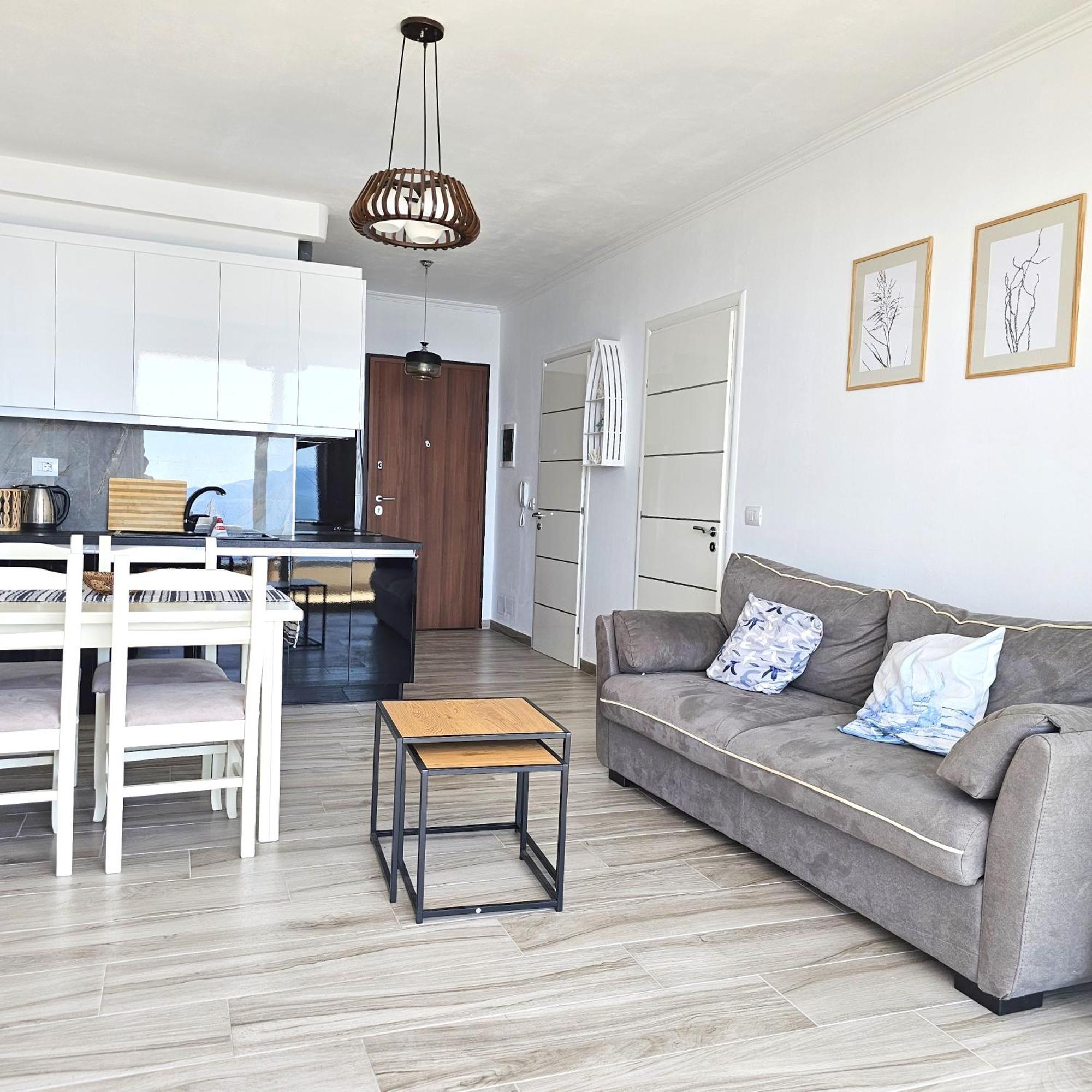 Apartament Vistula Sarande Exterior photo